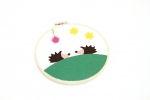 Stickrahmenbild Filz Igel